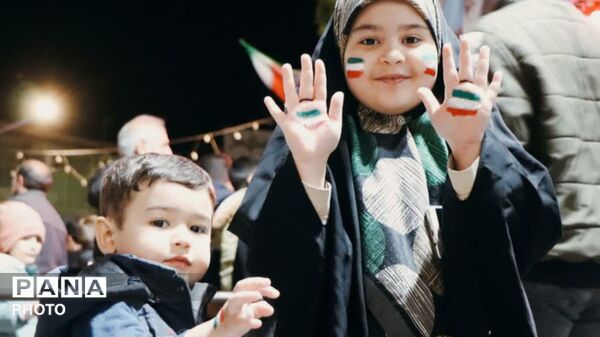 پویش جبهه مردمی با شور دانش‌آموزی در تجمعات شبانه بناب