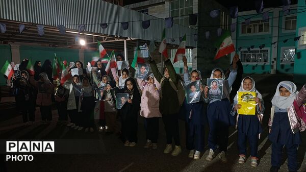 مردم خستگی ناپذیر دورود تا روز پیروزی خیابان را رها نخواهند کرد