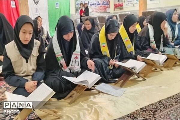 اجلاسیه نماز همراه با محفل انس با قرآن کریم در مسجد ابوالفضلی نیشابور 