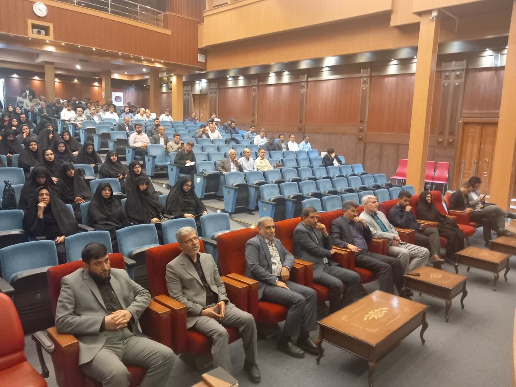 جلسه ستاد پروژه مهر مدارس دولتی و غیردولتی ناحیه ۶ مشهد در فرهنگسرای مصلی نژاد