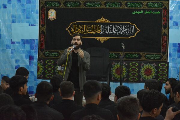 هم‌نوایی دانش‌آموزان مدرسه شهدای علم و فناوری در سوگ حضرت زهرا(س)