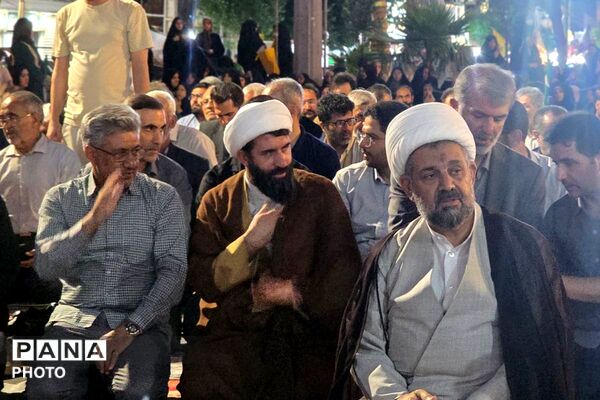 تداوم حضور در خیابان‌ها؛ رمز اتحاد و پیروزی 