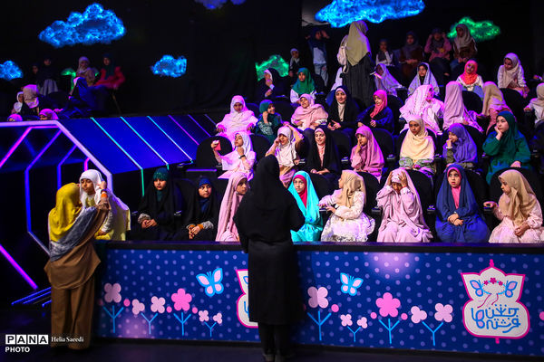 پشت صحنه برنامه تلویزیونی «جشن فرشته ها»