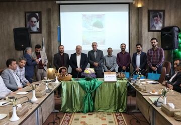 برپایی جشن هفته وحدت در اداره آموزش‌وپرورش ناحیه ۵ اصفهان