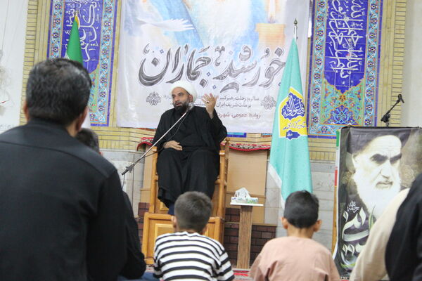 برگزاری مراسم گرامیداشت سالگرد ارتحال امام خمینی (ره) در شهر درق