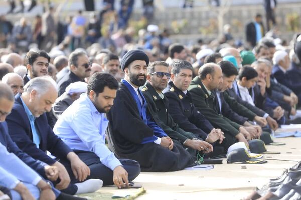نماز عید سعید فطر در بیرجند