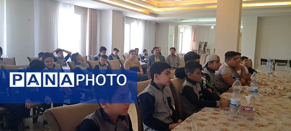 جشن فارغ‌التحصیلی کلاس ششمی‌های مدرسه معلم دوره دوم آشخانه 