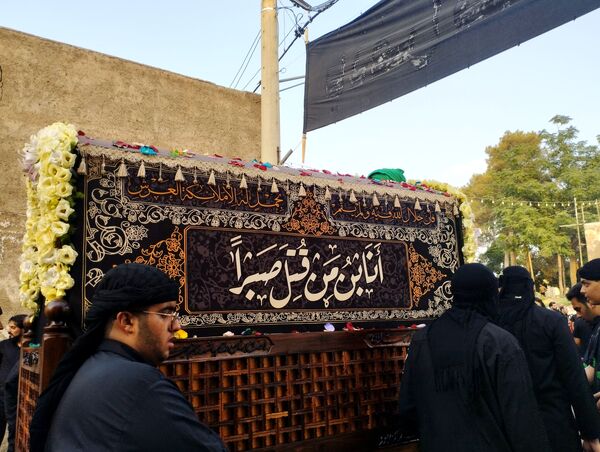 عزاداری مردم کاشان در روز شهادت امام سجاد (ع)