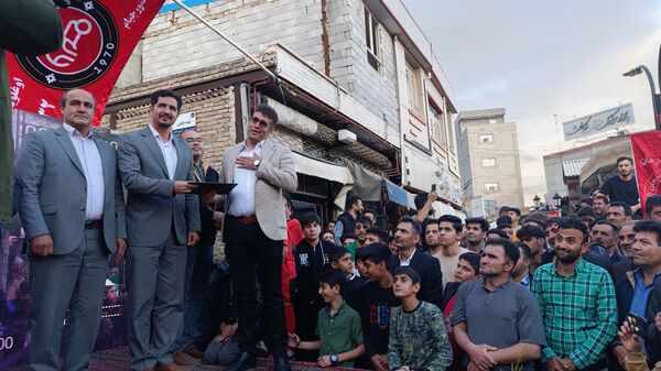 ملکان در پرتو هنر و معنویت؛ جشن میلاد امام رضا (ع) در بازار نوسازی شده