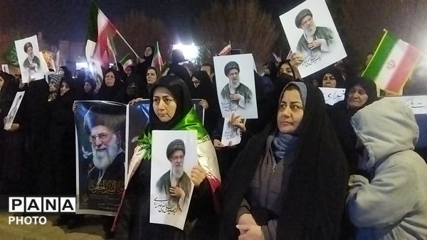 قاب هایی از حضورـ۲