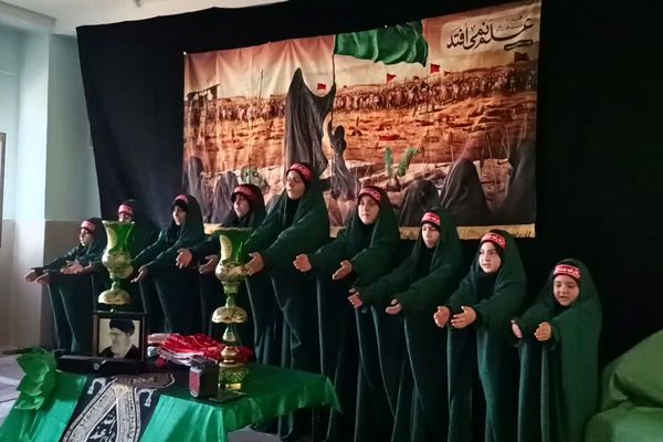 برگزاری مراسم شکوفه‌های حسینی، یادواره ای از شهدای نوجوان در شهرستان پردیس 