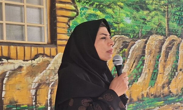 اولین مراسم صبحگاهی در دبیرستان فیاض کاشمر