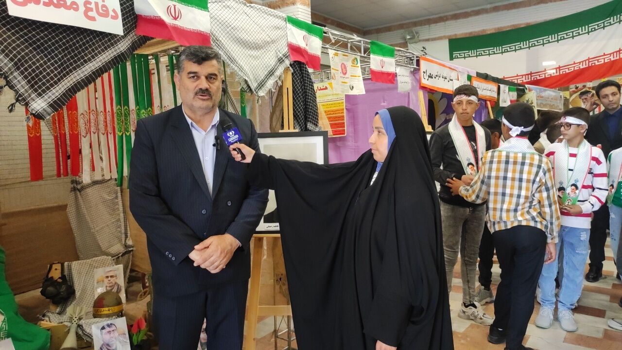 برگزاری یادواره شهدای فرهنگی و دانش‌آموزی در سالن غدیر شهرستان شیروان