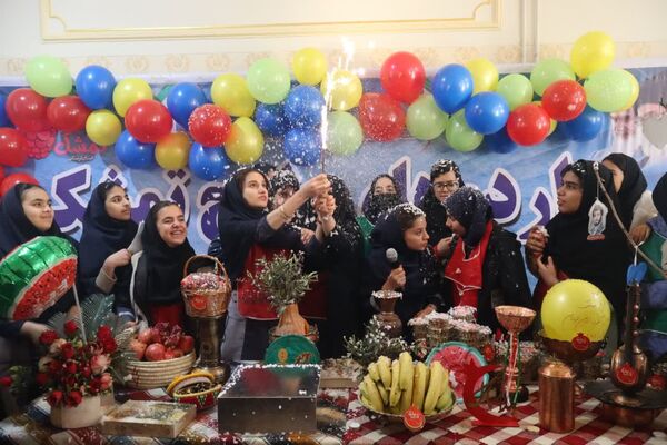 ششمین روز اردوی تمشک؛ جشن یلدا در قلب خرم‌آباد با طعم هیجان و دوستی