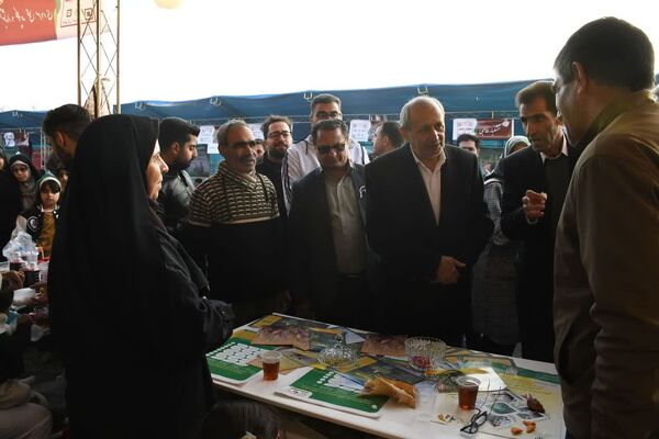 دومین جشنواره زرشک سیاه در روستای تیل شهرستان شبستر