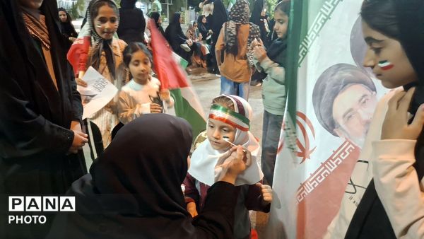 معمولان در شور انقلابی؛ مردم ولایتمدار بار دیگر حضوری پررنگ داشتند