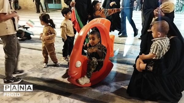 غرفه دهه نودی ها  میزبان کودکان نیشابوری برای هفتاد و هفتمین بار 