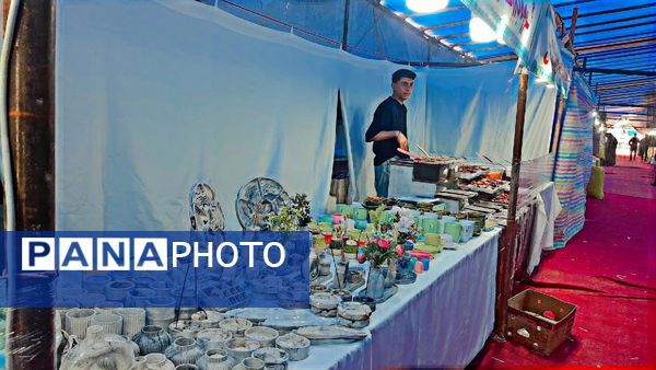 غرفه‌هایی رنگارنگ با حال و هوای نوروز