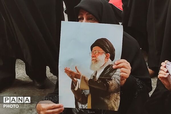 تجلی عهد و پیمان امت با ولایت در تشییع پیکر رهبر شهید