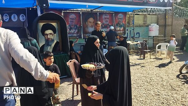 موکب قرارگاه جهادی سلمان و عاشقان امام رضا ( ع) در محور نیشابور - مشهد