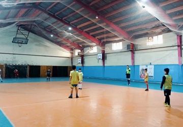 برگزاری مسابقات فوتسال مقطع ابتدایی در سالن حضرت رقیه شهرستان ورامین