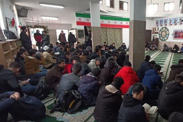 برگزاری محفل انس با قرآن به مناسبت ماه مبارک رمضان در مدارس ناحیه دو شهرری 