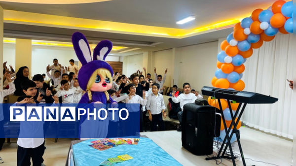 جشن روز دانش‌آموز در مدرسه معلم آشخانه 