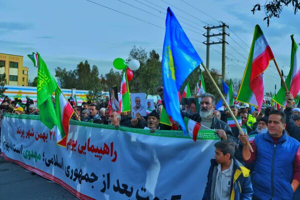 تصاویر ماندگار از حماسه 22بهمن در پرند