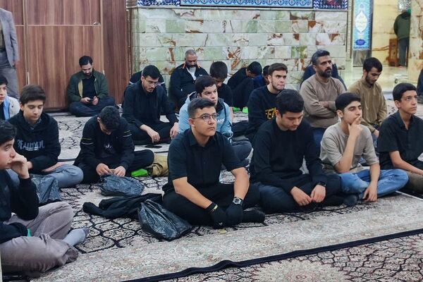 شهریار غرق در عطر فاطمی شد