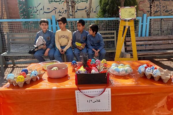 جشنواره «نوروز رنگارنگ» در دبستان شهید سلیمی جهرمی کهریزک