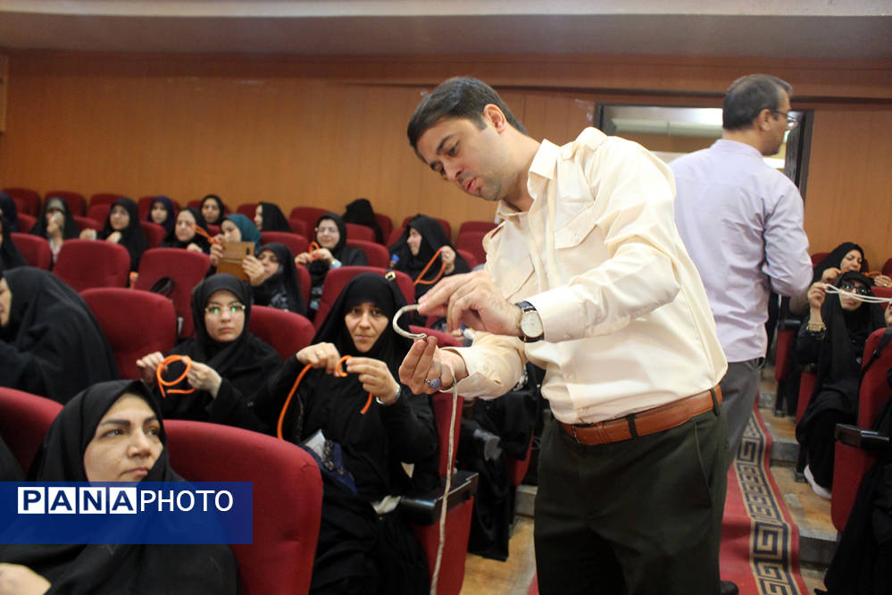 دوره تربیت مربی کاردان سازمان دانش‌آموزی قم -2