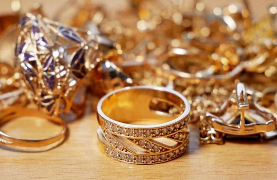 آخرین قیمت طلا و سکه در معاملات امروز 6 مهر 1404