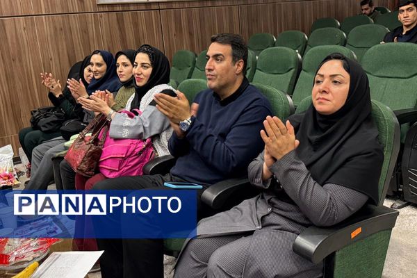 رقابت ۳۱ دانش‌آموز ممتاز همیار معلم ملاردی 