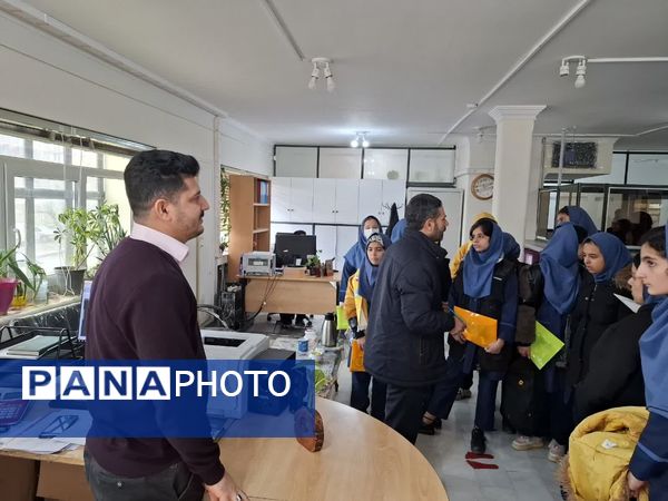 بازدید دانش‌آموزان پیشتاز از شعبه تامین اجتماعی شهرکرد