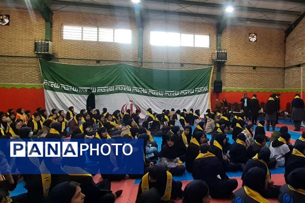  همایش یاوران انقلاب در پیشوا با حضور مسئولان آموزش و پرورش