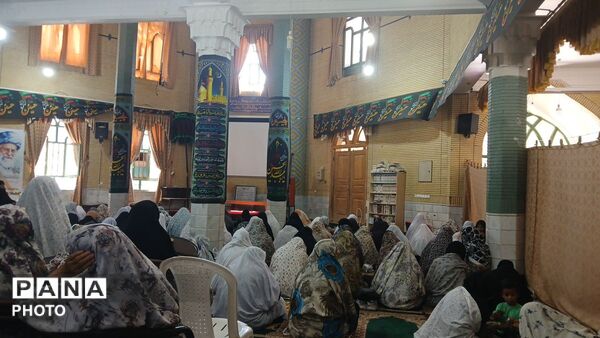 مصلی باخرز میزبان نمازگزاران 