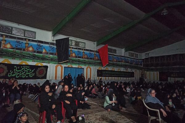 شور حسینی در شب چهارم محرم 1404 در هیات فرهنگیان ناحیه ۳ شیراز 