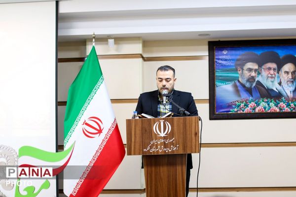 بزرگداشت هفته مقام معلم با تجلیل از ۳۰ معلم نمونه و ۶۰ فرهنگی بازنشسته در لنگرود