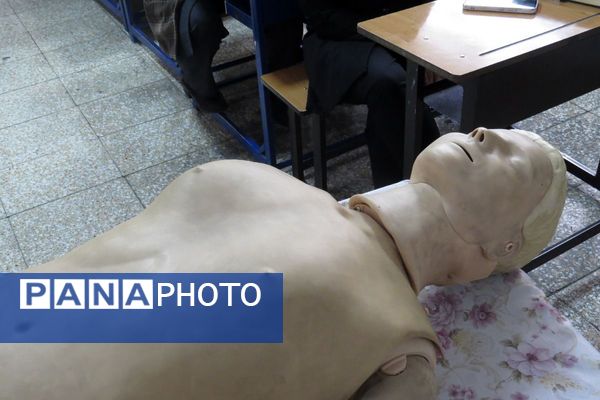 معلمان، مرزبانان سلامت دانش‌آموزان 