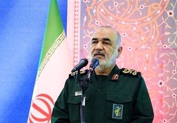 سردار سلامی: ترامپ در شان و موقعیتی نیست که برمبنای اراده او عملی انجام شود