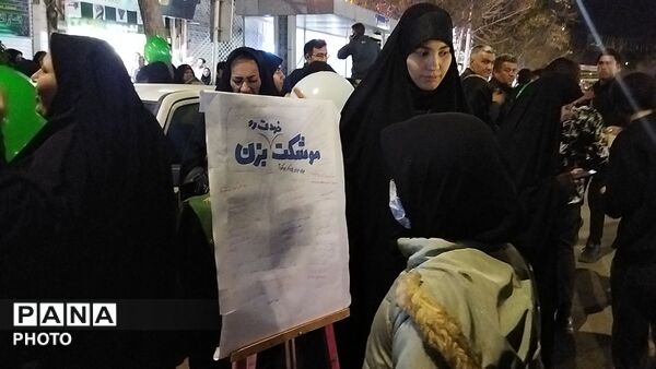 عزاداری های خیابانی در شب شانزدهم شهادت رهبر معظم انقلاب اسلامی در نیشابور 