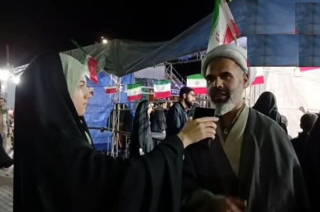مراسم نورافشانی به مناسبت جشن انقلاب در پردیسان قم