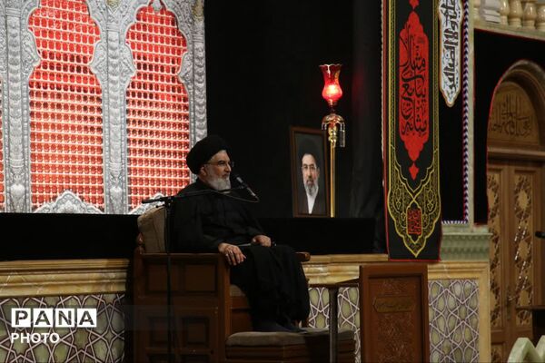 مراسم عزادای بانوان در حرم حضرت معصومه(س)
