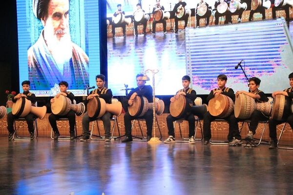 مراسم معلم سرآمد ۱۴۰۳ شهرستان‌های استان تهران و گرامیداشت مقام معلم در ایوان ری