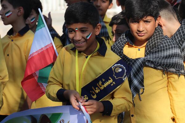 یوم الله ۱۳ آبان در شهرستان بستک