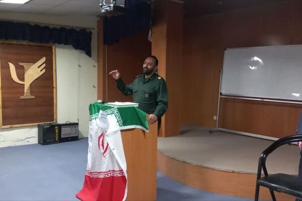 همایش پرسش و پاسخ اعتقادی دانش‌آموزی در دبیرستان سما رودهن