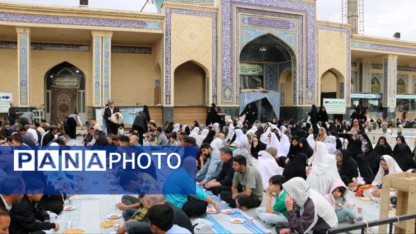 برگزاری با شکوه نماز عید فطر در صفادشت ملارد 