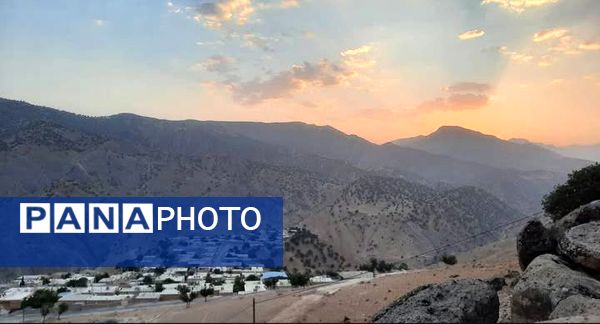 طبیعت سر سبز رفن به هنگام بهار