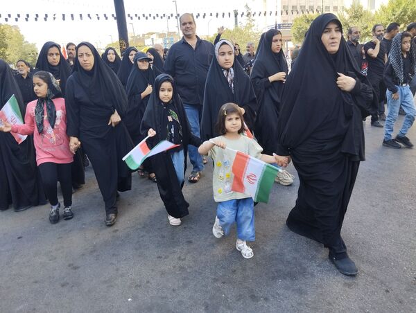حضور جاماندگان اربعین حسینی در جوار امام مهربانی‌ها