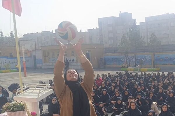 مراسم ولادت حضرت فاطمه زهرا (س) و روز مادر در دبیرستان مهر نیشابور